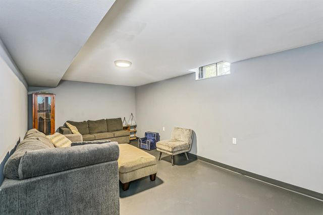 1801 E Ventnor St, Park City, KS 67219