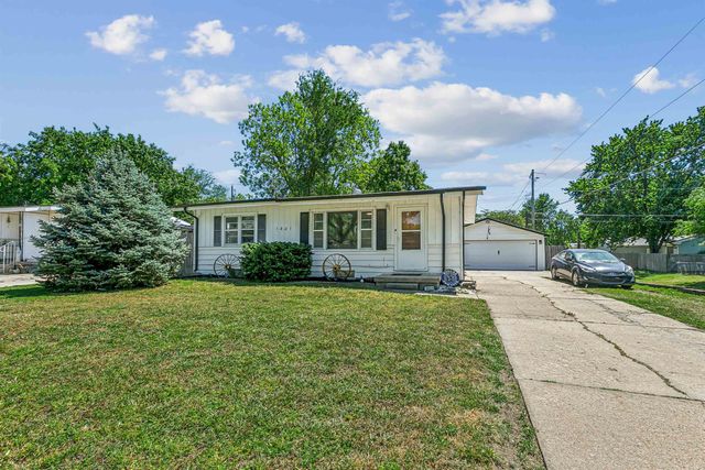 1801 E Ventnor St, Park City, KS 67219