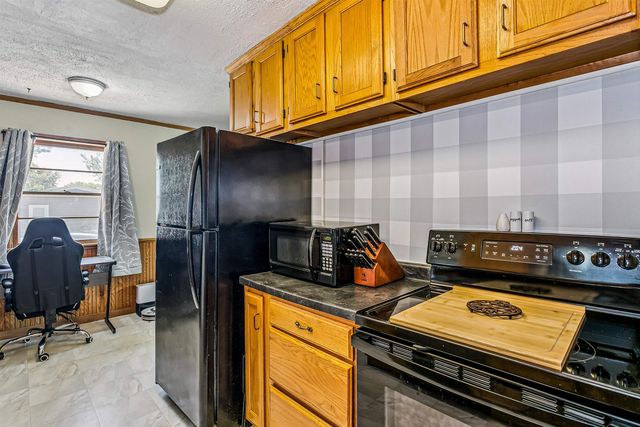 1801 E Ventnor St, Park City, KS 67219