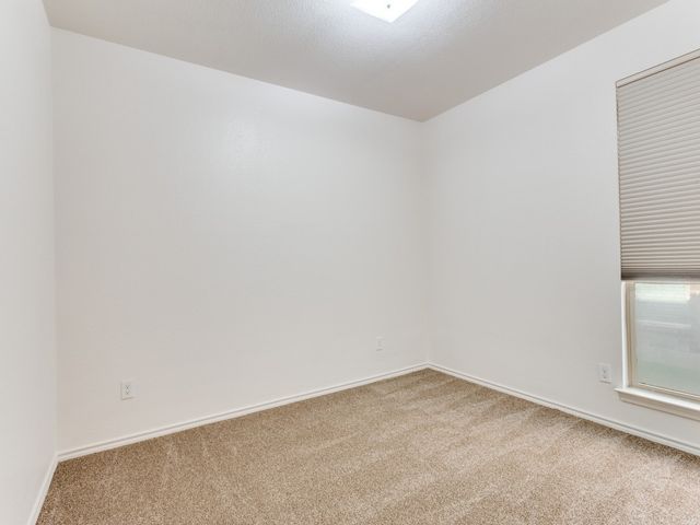 2213 Laurel Forest Drive, Fort Worth, TX 76177