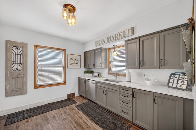 2809 62nd Street, Des Moines, IA 50322