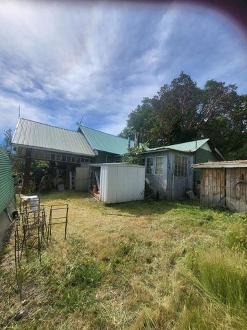 755 Ort Lane, Merlin, OR 97532