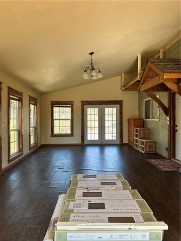 469076 E 595 Road, Watts, OK 74964