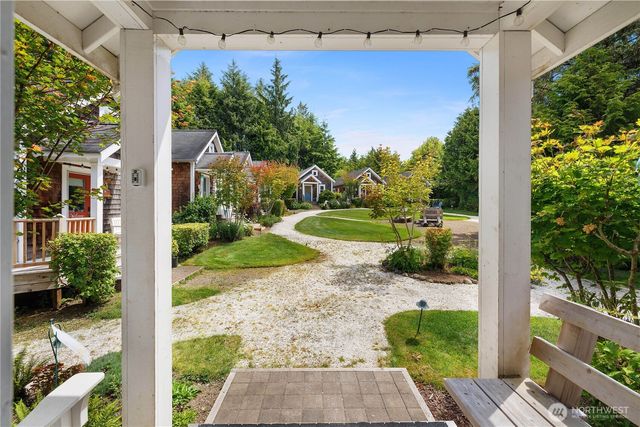 17 Beach Cabin Lane, Pacific Beach, WA 98571