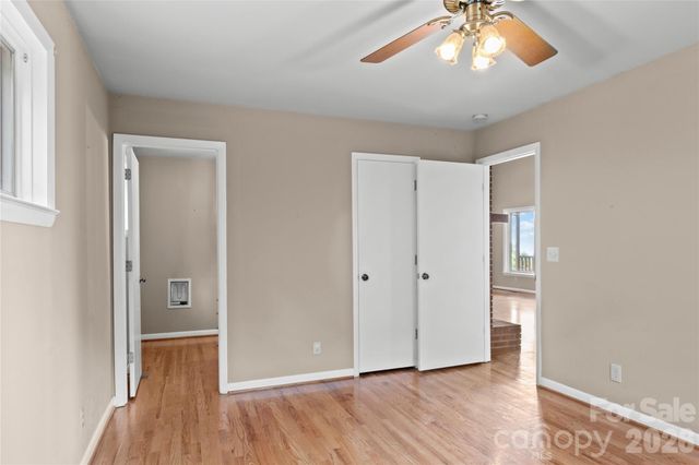 576 Lake Vista Drive, Glade Valley, NC 28627