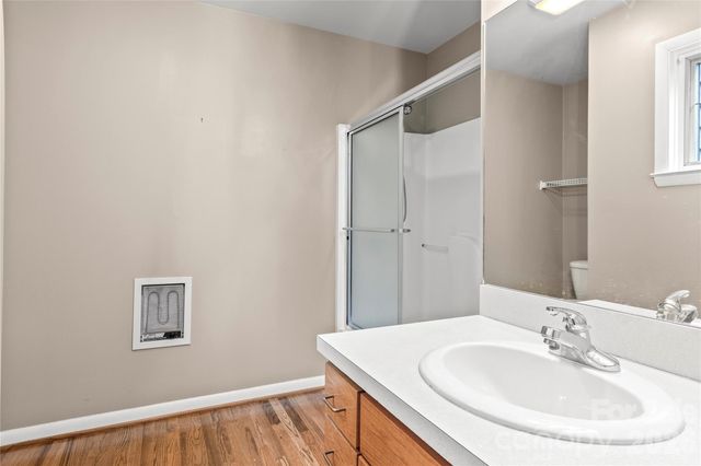 576 Lake Vista Drive, Glade Valley, NC 28627