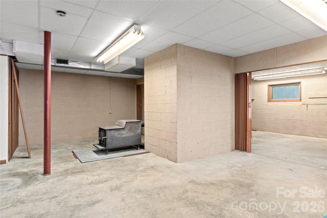 576 Lake Vista Drive, Glade Valley, NC 28627