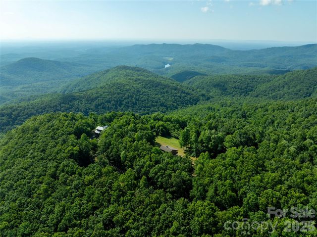 576 Lake Vista Drive, Glade Valley, NC 28627