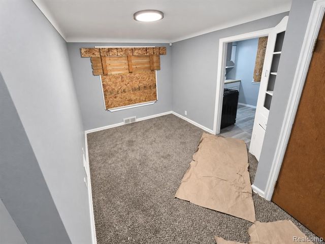 2401 Raskob Street, Flint, MI 48504