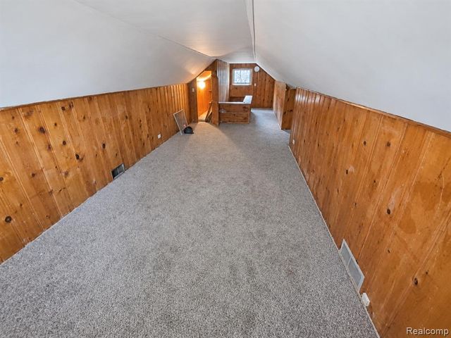 2401 Raskob Street, Flint, MI 48504