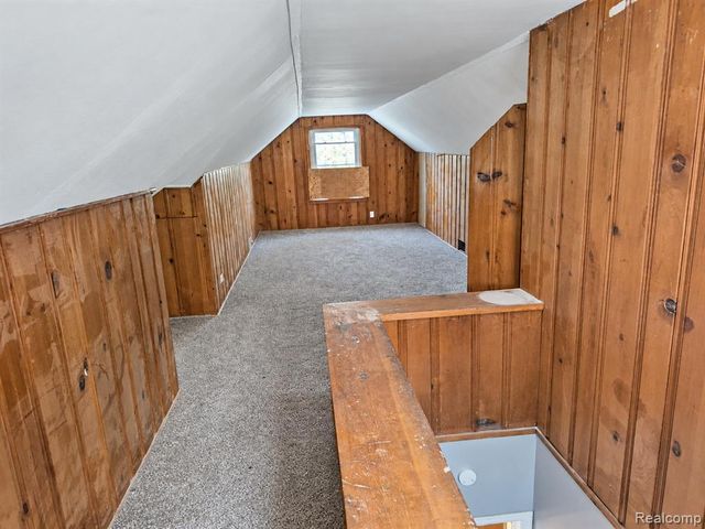2401 Raskob Street, Flint, MI 48504