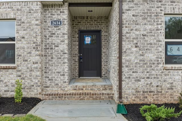 2634 Remington Trce, Clarksville, TN 37043