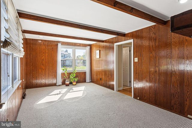 926 ABINGTON RD, Cherry Hill, NJ 08034