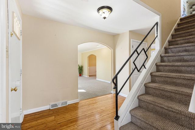 926 ABINGTON RD, Cherry Hill, NJ 08034