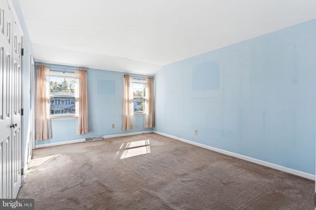 926 ABINGTON RD, Cherry Hill, NJ 08034