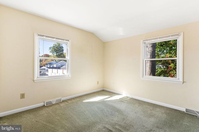 926 ABINGTON RD, Cherry Hill, NJ 08034