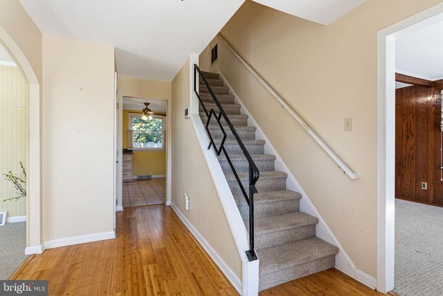 926 ABINGTON RD, Cherry Hill, NJ 08034