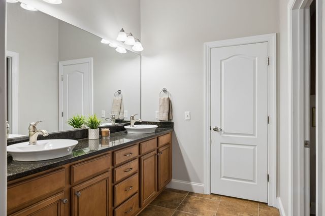 4102B Oriole Pl, Nashville, TN 37215