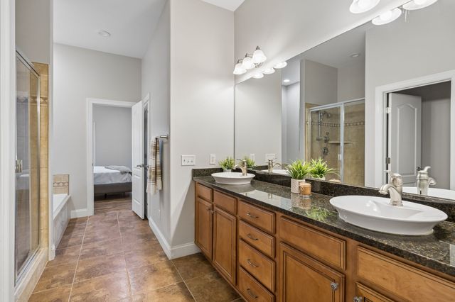 4102B Oriole Pl, Nashville, TN 37215