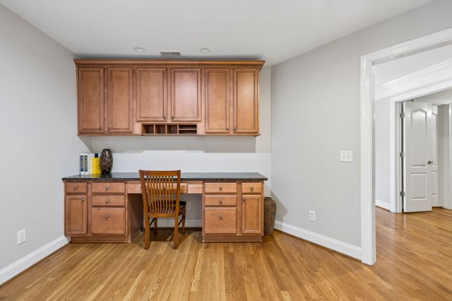 4102B Oriole Pl, Nashville, TN 37215