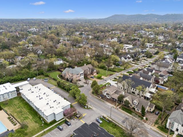 4102B Oriole Pl, Nashville, TN 37215