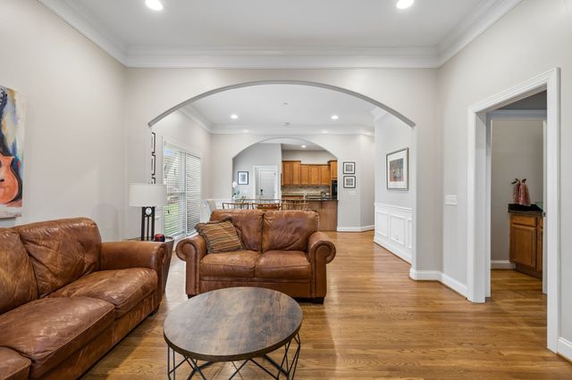 4102B Oriole Pl, Nashville, TN 37215