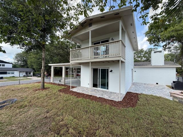 1239 SE 18TH TERRACE, Gainesville, FL 32641