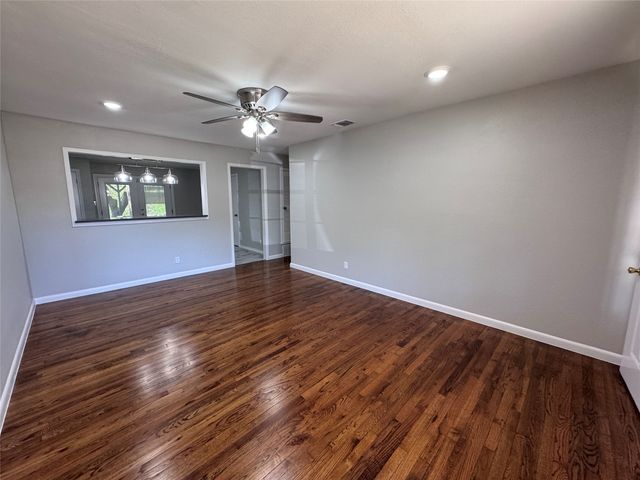 900 NW 11th Street, Mineral Wells, TX 76067