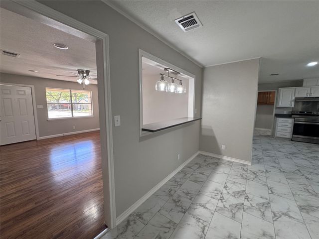 900 NW 11th Street, Mineral Wells, TX 76067