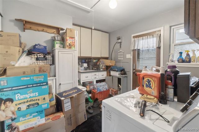 12019 Arcola Street, Livonia, MI 48150