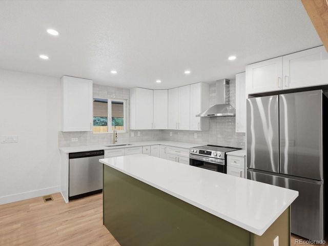 3455 W Powers Pl, Littleton, CO 80123