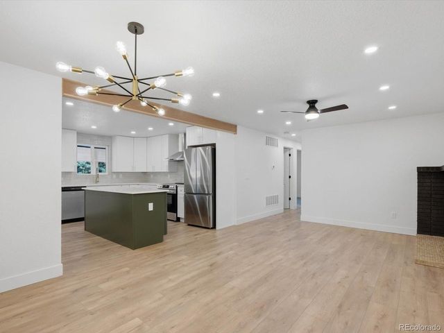 3455 W Powers Pl, Littleton, CO 80123