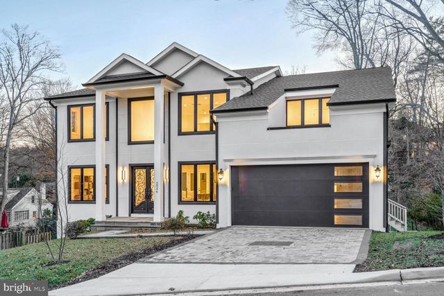 2936 N OXFORD ST, Arlington, VA 22207