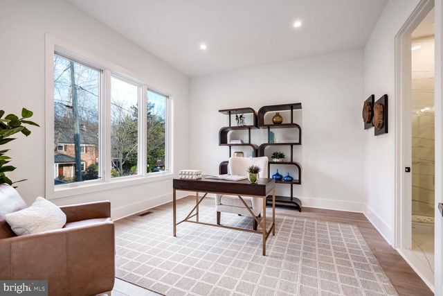 2936 N OXFORD ST, Arlington, VA 22207