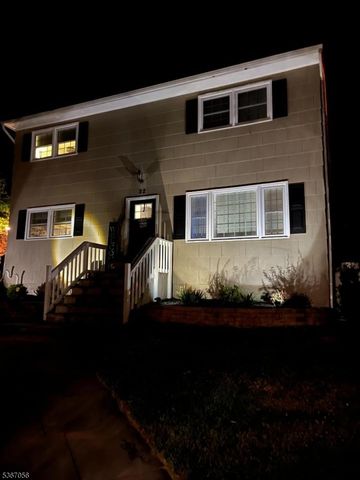 32 Church St, Milford Boro, NJ 08848