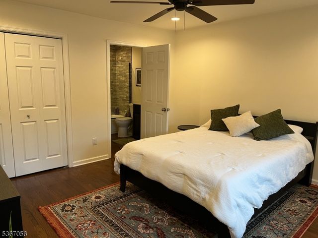 32 Church St, Milford Boro, NJ 08848