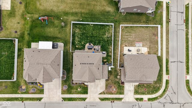 18138 Sunbrook Way, Westfield, IN 46074