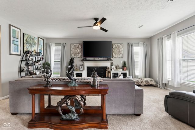 18138 Sunbrook Way, Westfield, IN 46074