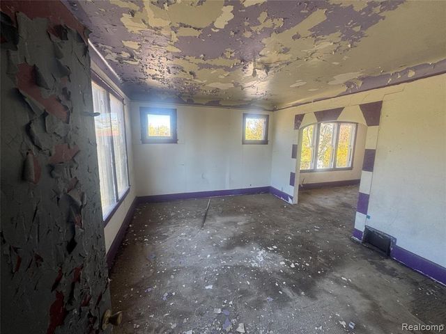 9650 Cascade Street, Detroit, MI 48204