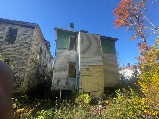 9650 Cascade Street, Detroit, MI 48204