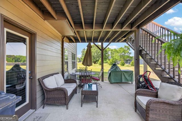 30 E Davis Bridge Road, Villa Rica, GA 30180