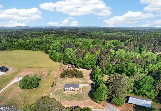30 E Davis Bridge Road, Villa Rica, GA 30180