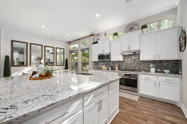 204 Montalcino LN, Georgetown, TX 78628