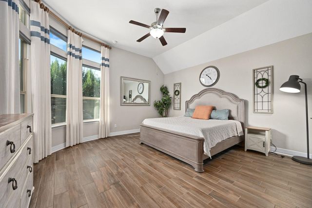 204 Montalcino LN, Georgetown, TX 78628