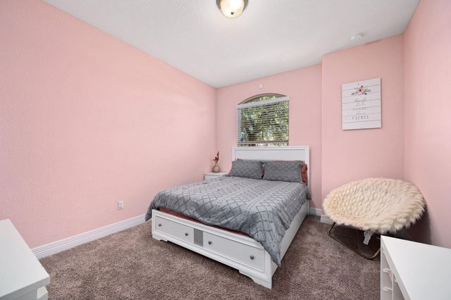 204 Montalcino LN, Georgetown, TX 78628