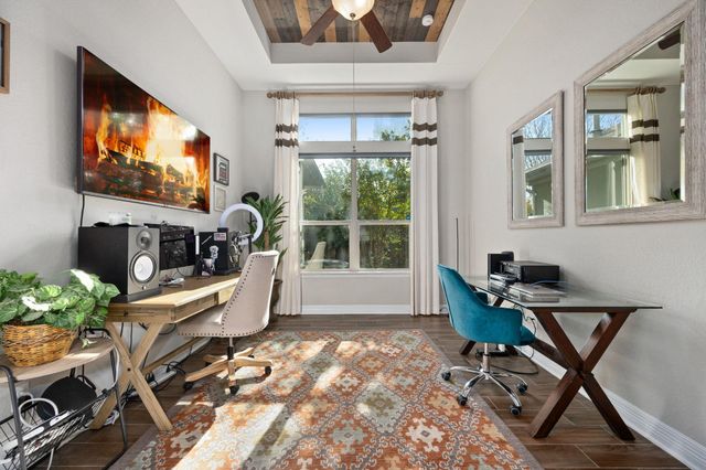 204 Montalcino LN, Georgetown, TX 78628