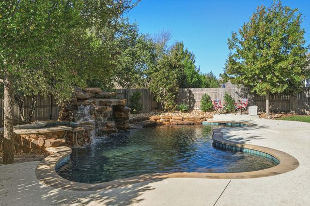 204 Montalcino LN, Georgetown, TX 78628