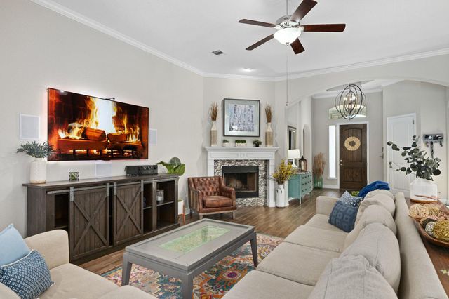 204 Montalcino LN, Georgetown, TX 78628