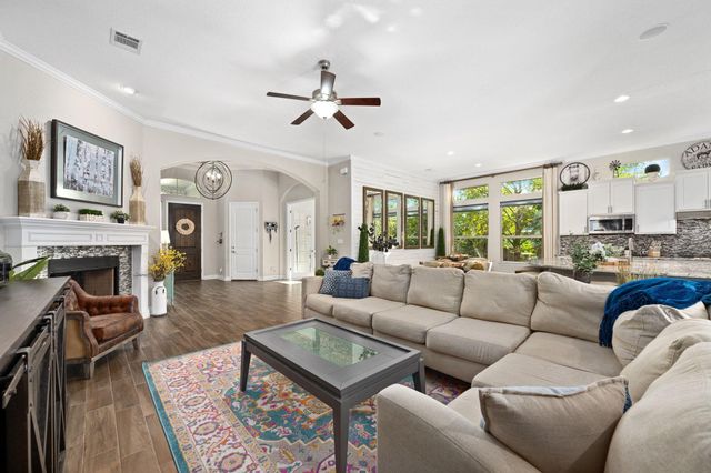 204 Montalcino LN, Georgetown, TX 78628