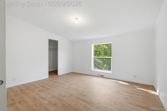 3432 Stanton Road, Oxford Charter Township, MI 48371